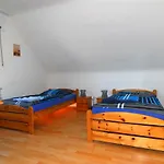 Monteurwohnungen Krings Am Steinbuechel 1 ايشويلر