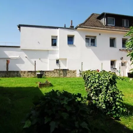 Monteurwohnungen Krings Am Steinbuechel 1