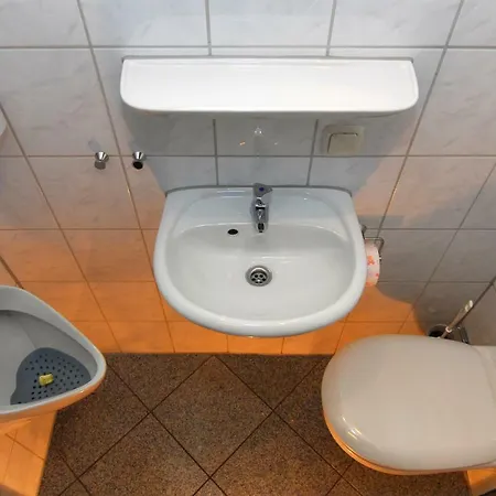 Monteurwohnungen Krings Am Steinbüchel 1 Pensión Eschweiler