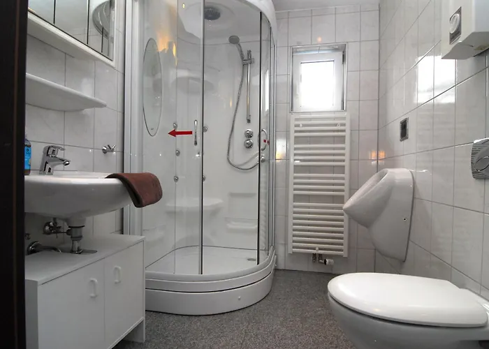 Monteurwohnungen Krings Am Steinbuechel 1 *