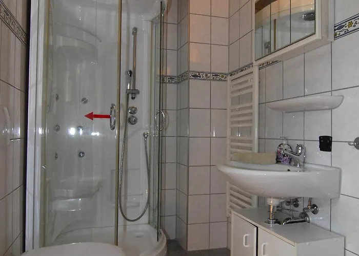 Vendégház Monteurwohnungen Krings Am Steinbuechel 1 *