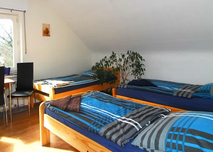 Monteurwohnungen Krings Am Steinbuechel 1 Vendégház *